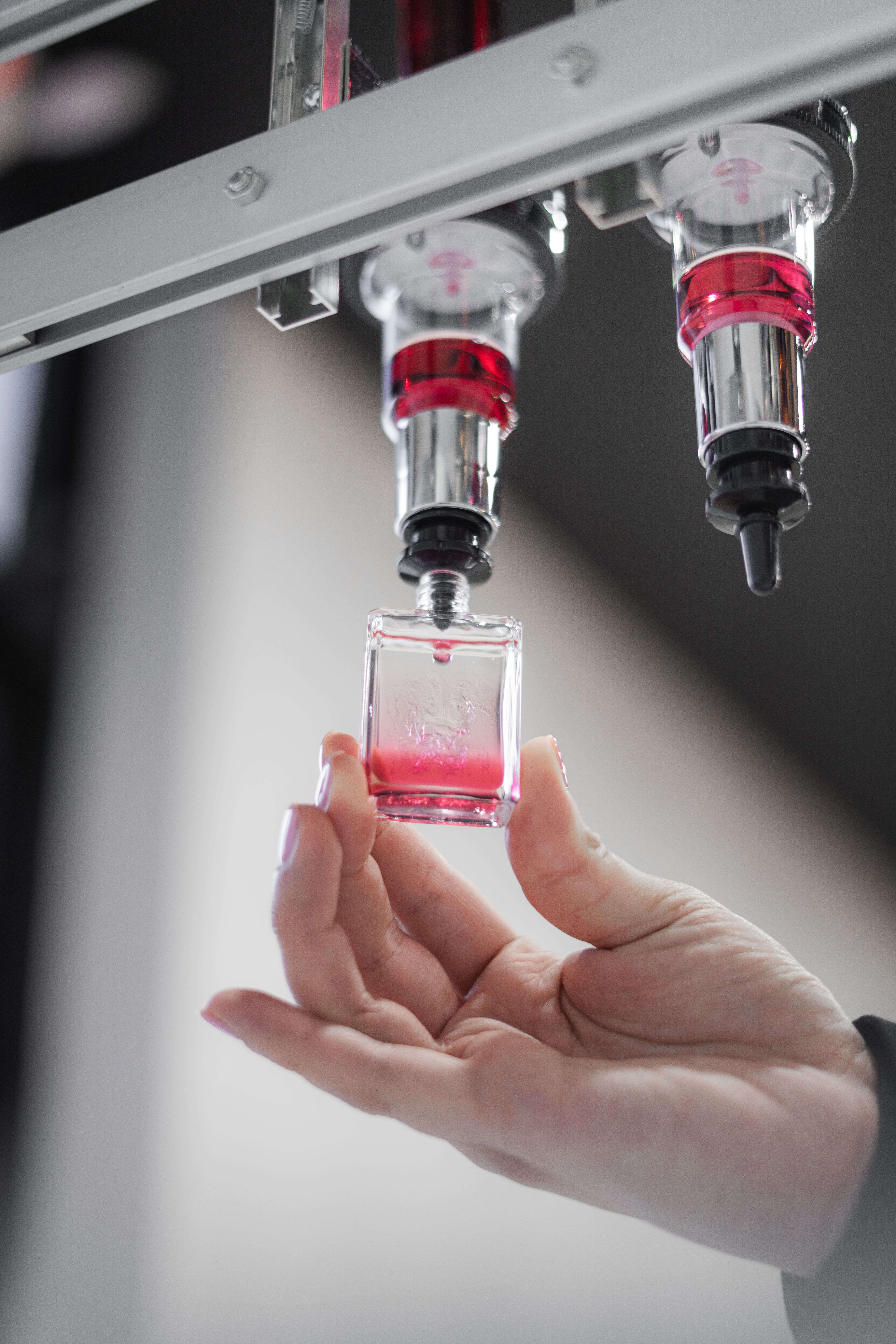 Oud & Alchemy | Luxury Perfume Bar